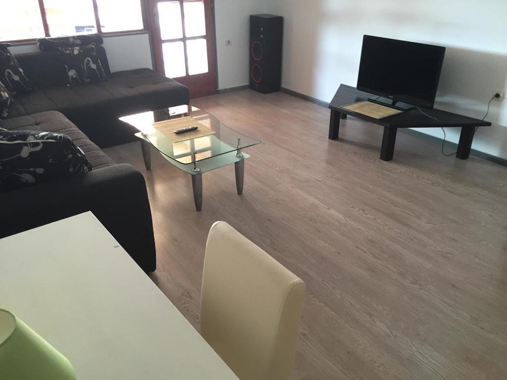 Apartments Pavic Betina  Exterior photo