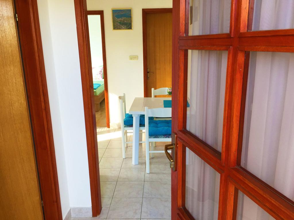 Apartments Pavic Betina  Exterior photo